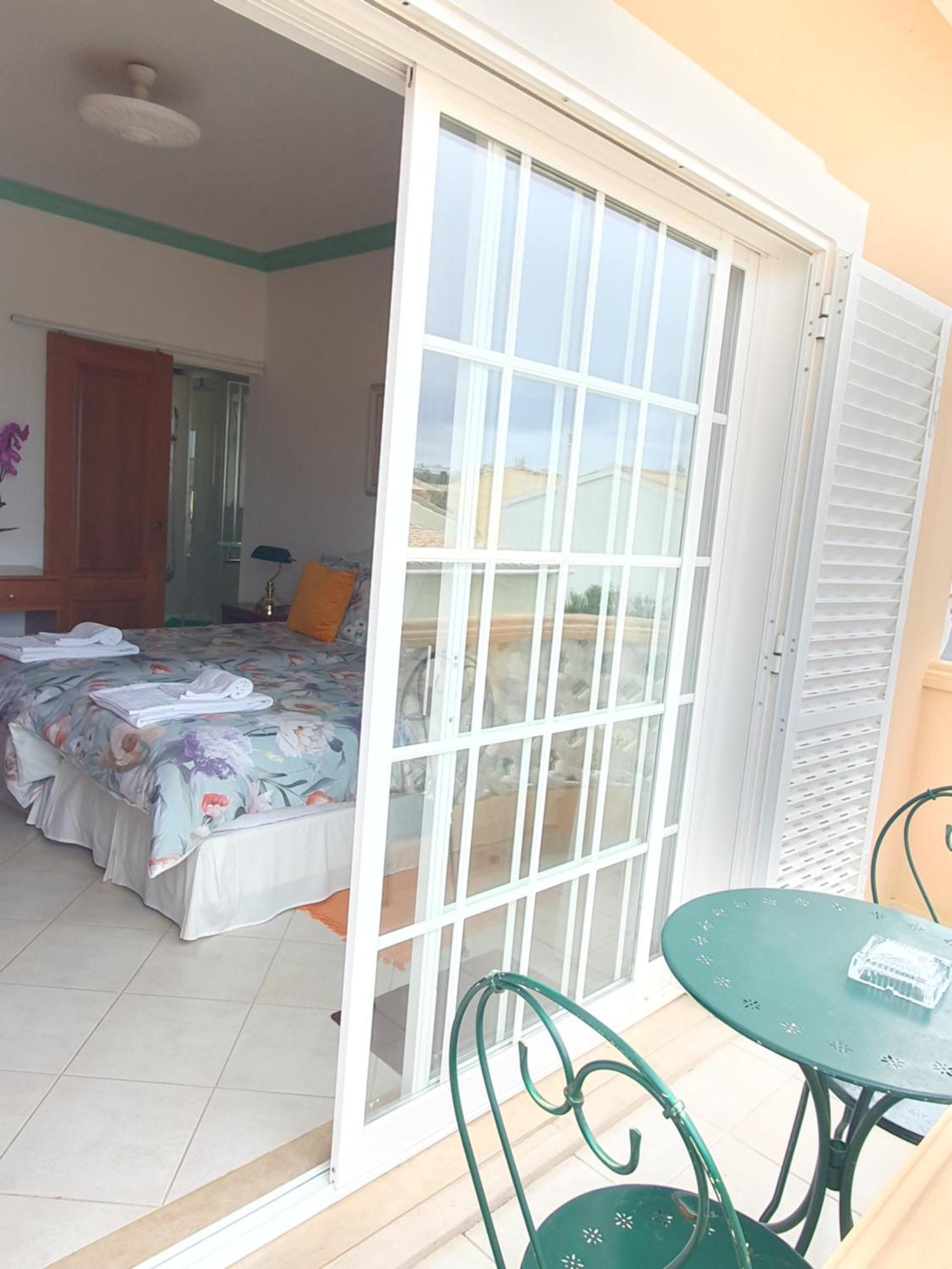 Vila Apartamentos Estrela Lagos Room photo